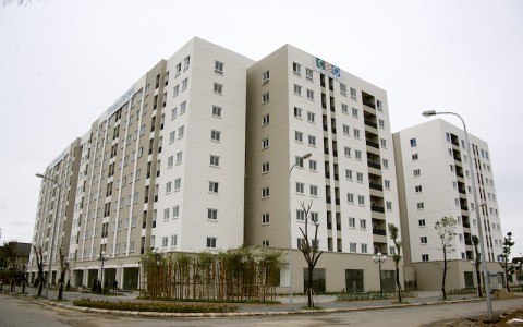 Nhà xã hội đói vốn, nhà giá rẻ tăng chục triệu mỗi m2 người mua ‘tái mặt’