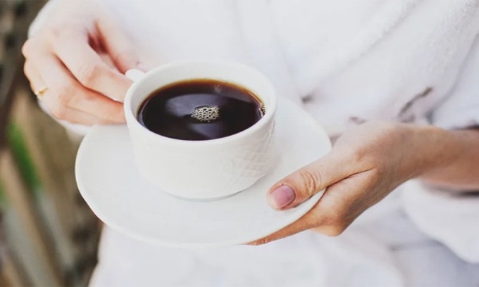 Chọn đúng loại cà phê và thời điểm uống sẽ giúp bạn tỉnh táo và có trọng lượng vừa phải.